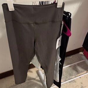 Zyia forest foliage light n tight nwt 8-10